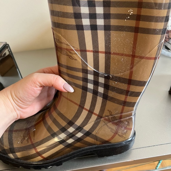COPY - Burberry Rain Boots - Picture 3 of 6